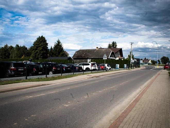 Odlotowy Parking Jasionka - parking z miejscami dla busów przy lotnisku RZE