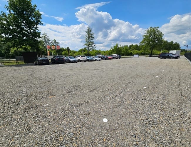 ParkZone - parking lotnisko Rzeszów-Jasionka (RZE) - zdjęcie 2