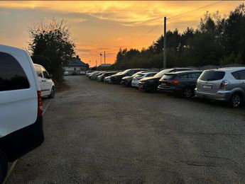 Kierunek Jasionka - parking lotnisko Rzeszów-Jasionka (RZE) - główne zdjęcie parkingu