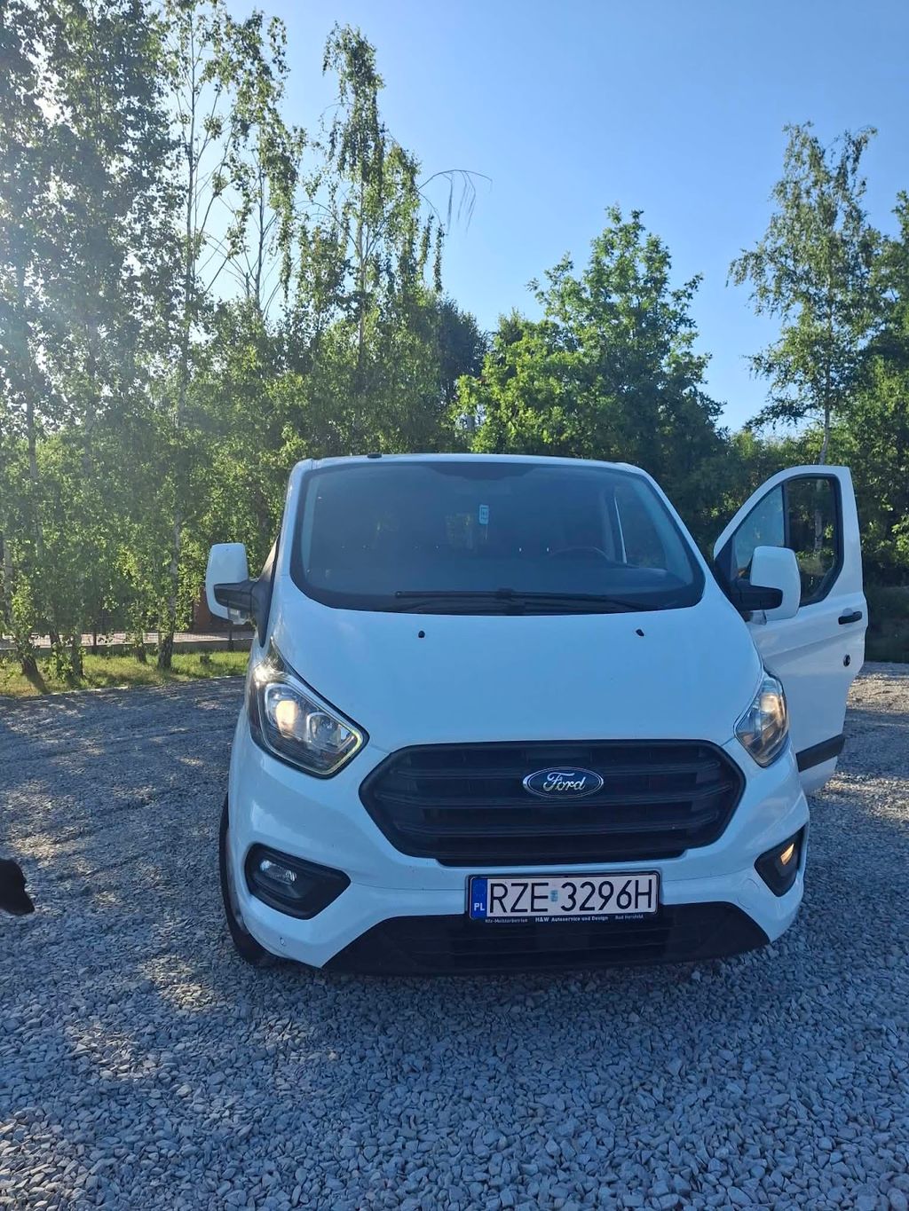 Kierunek Jasionka - bus transferowy Ford Transit - lotnisko Rzeszów-Jasionka (RZE)