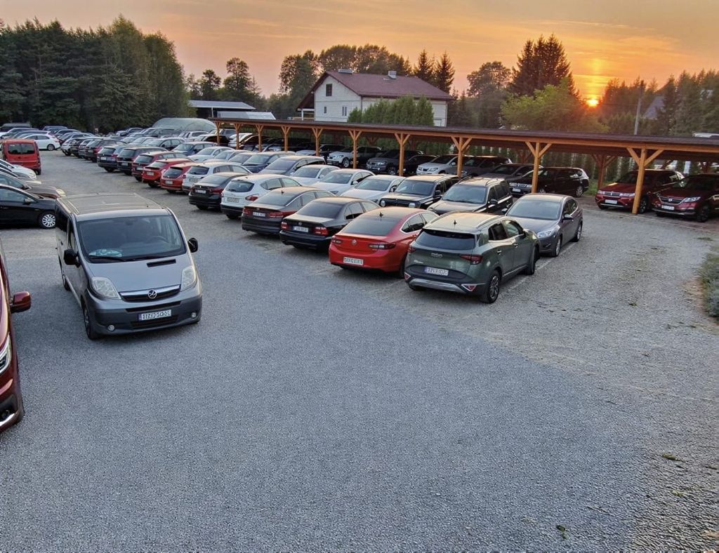 PARK4YOU - parking lotnisko Rzeszów-Jasionka (RZE) - zdjęcie 4
