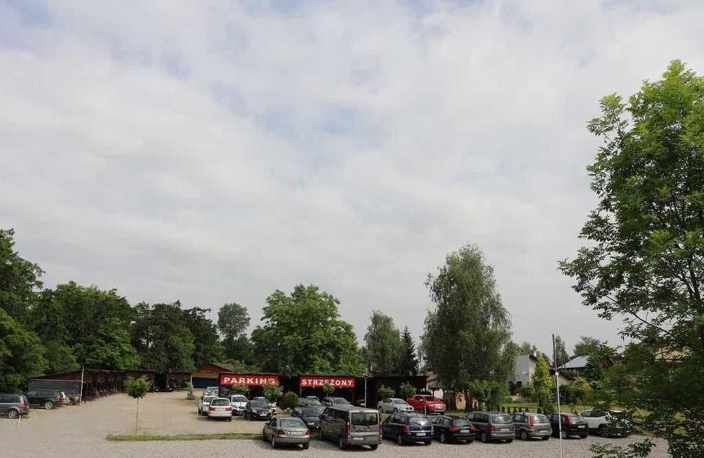 Zdjęcie parkingu Jasionka Parking | Park & Fly Rzeszów Rzeszów lotnisko