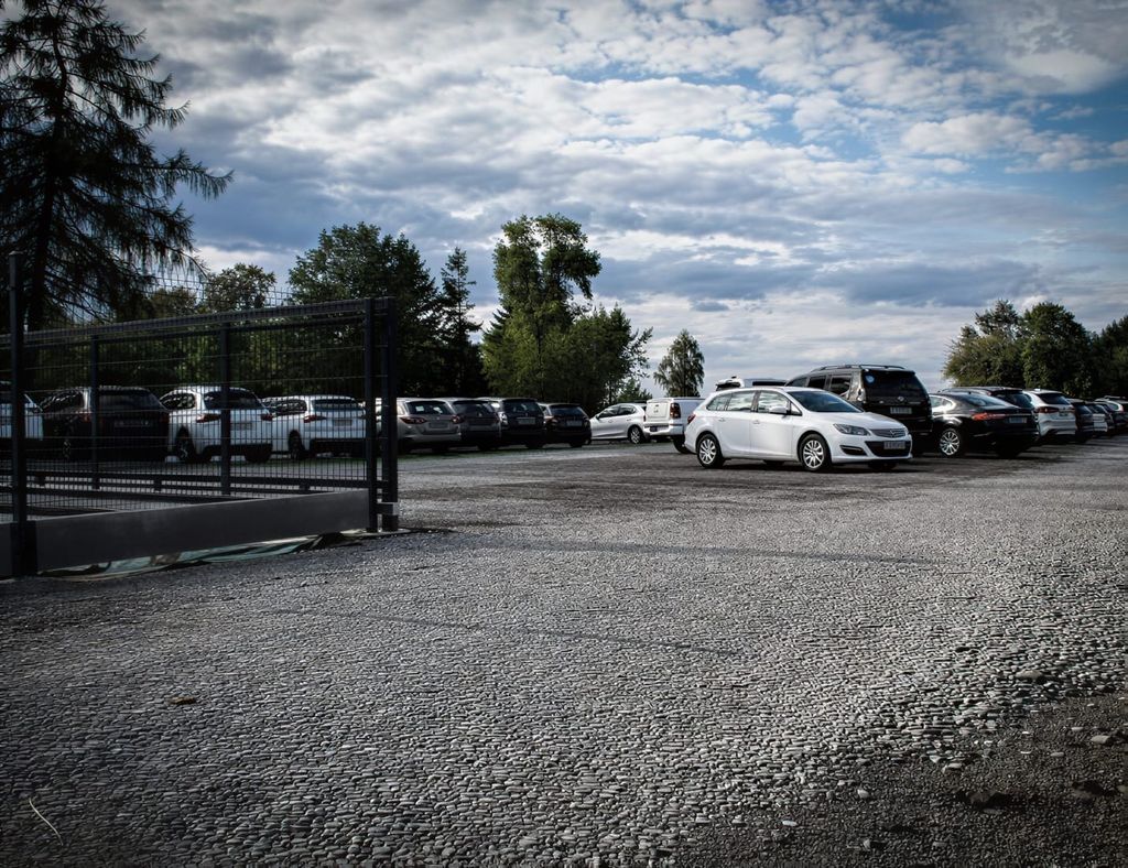 Odlotowy Parking Jasionka - lotnisko Rzeszów (RZE) - zdjęcie 7