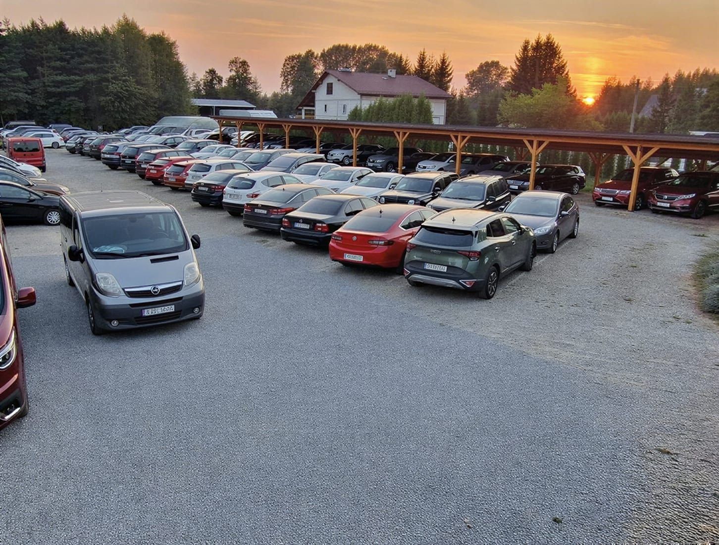 PARK4YOU - parking lotnisko Rzeszów-Jasionka (RZE) - zdjęcie parkingu